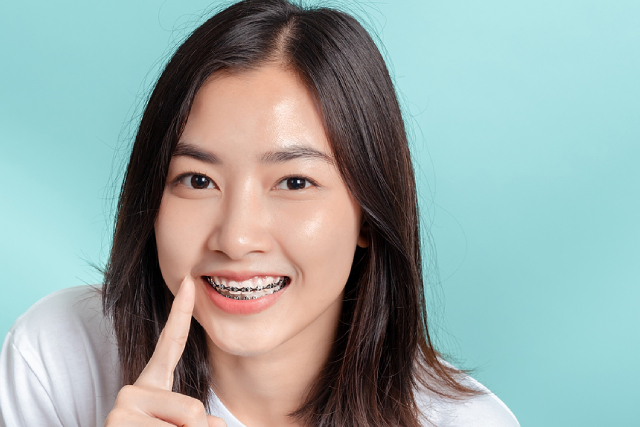 What To Expect When Wearing Traditional Metal Braces What To Expect When Wearing Traditional Metal Braces