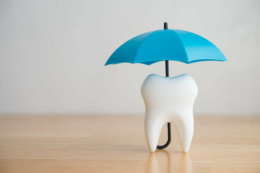 How to Maintain Healthy Teeth and Gums Before & During Braces